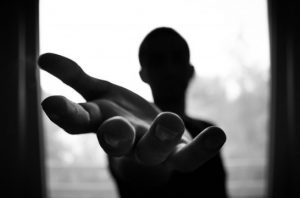 Read more about the article Who is Helping You? Making an Empowered Choice and Heeding the Red Flags