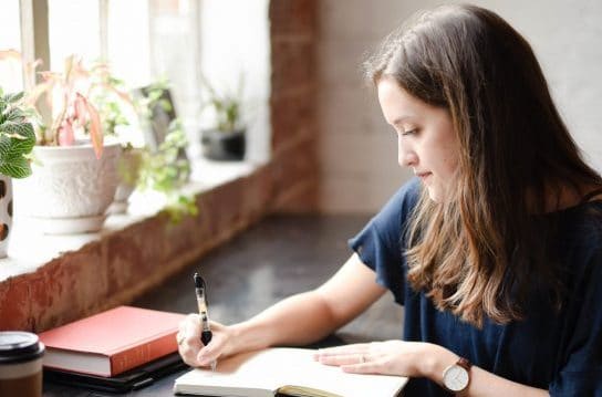 Read more about the article Creating Positive Affirmations — Change Your Mindset and Your Reality