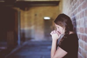 Read more about the article Outta’ Your Head: Saying No to the Tyranny of Compulsive Thinking