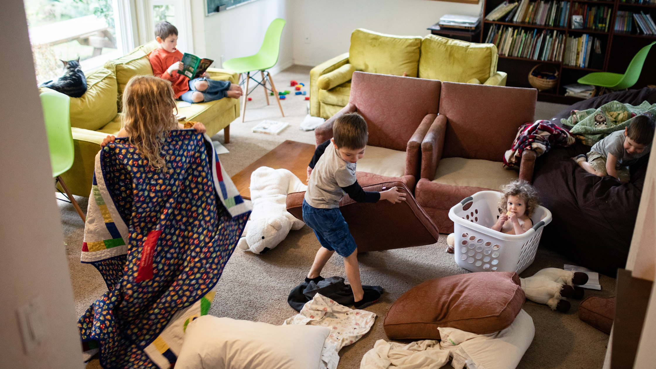 Read more about the article How to Have a Clean House: A Mom’s Guide to Peace With Your Home