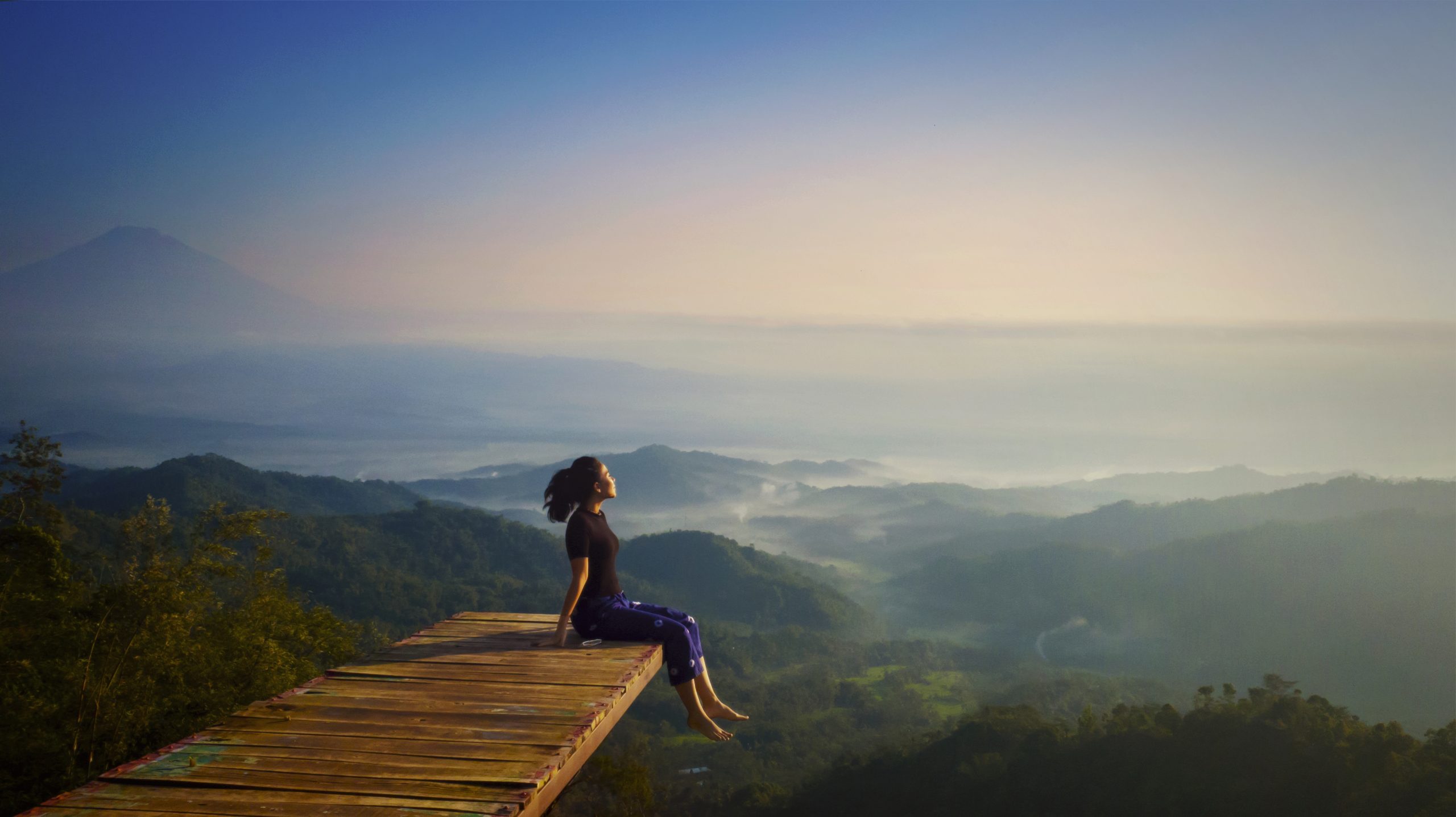 Read more about the article The Power of the Pause: 5 Ways to Add a Little Space in Your Life