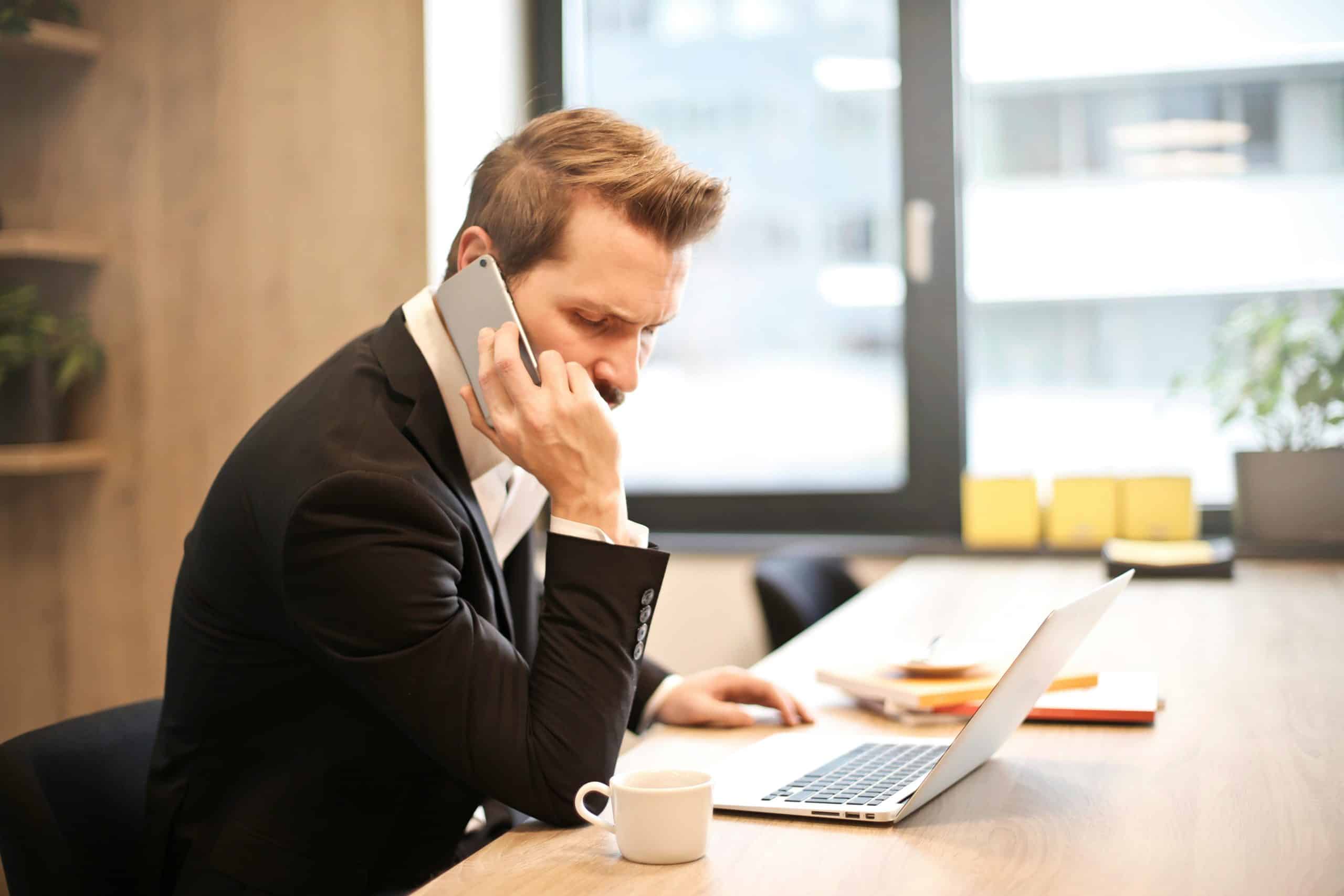 Read more about the article Is Now The Time To Work For Yourself? Points To Consider