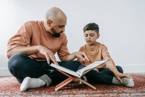 Read more about the article 4 Methods to Support a Child Who is Struggling at School