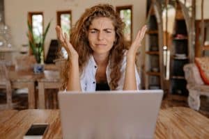 Read more about the article A Sensible Guide To Dealing With Frustrating Customers