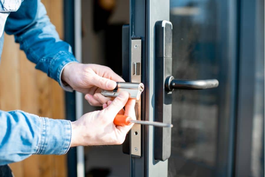 You are currently viewing 8 Must-Do Home Security Ideas to Give You Peace of Mind