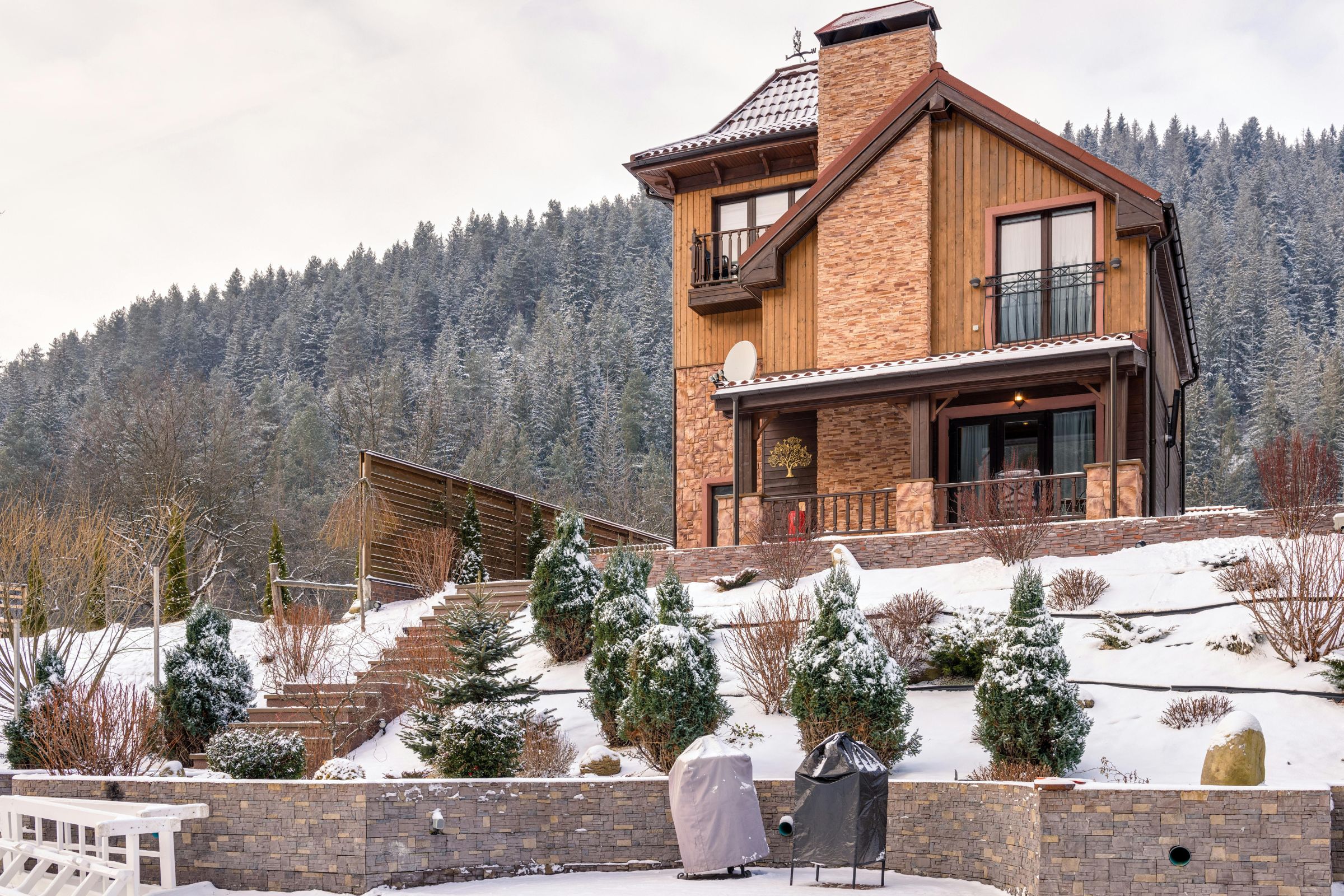 Read more about the article Can You Entertain Your Guests Outside In The Winter?
