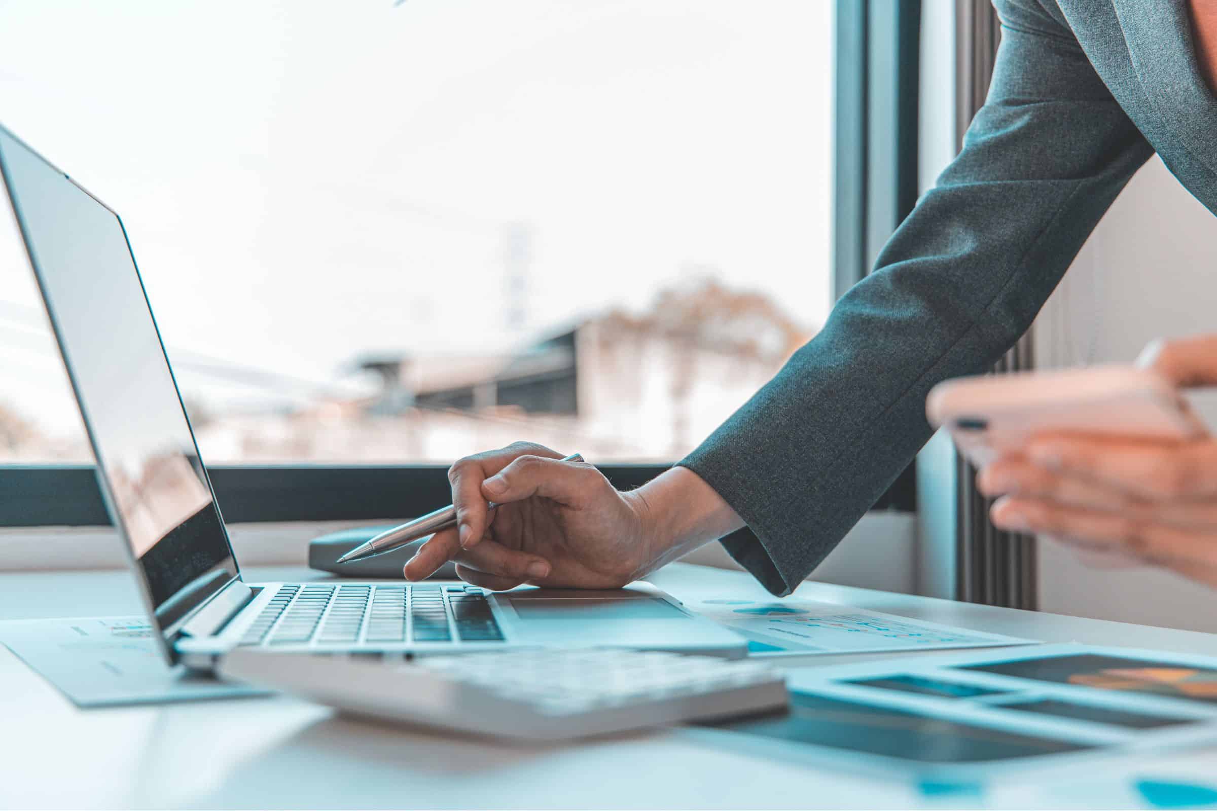Read more about the article 7 Effective Ways To Grow Your Business