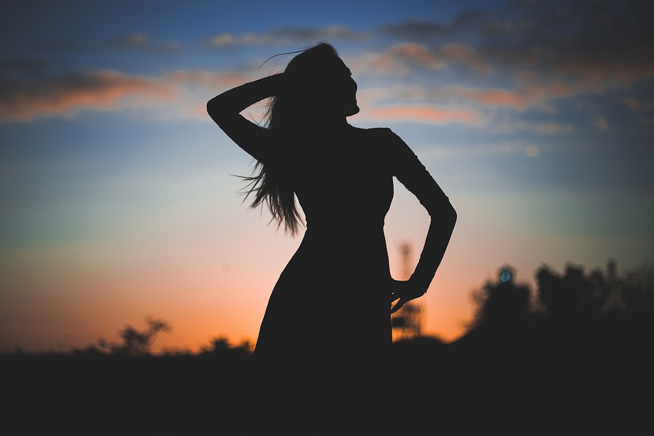 Read more about the article Moving Onwards & Upwards From Difficult Relationships