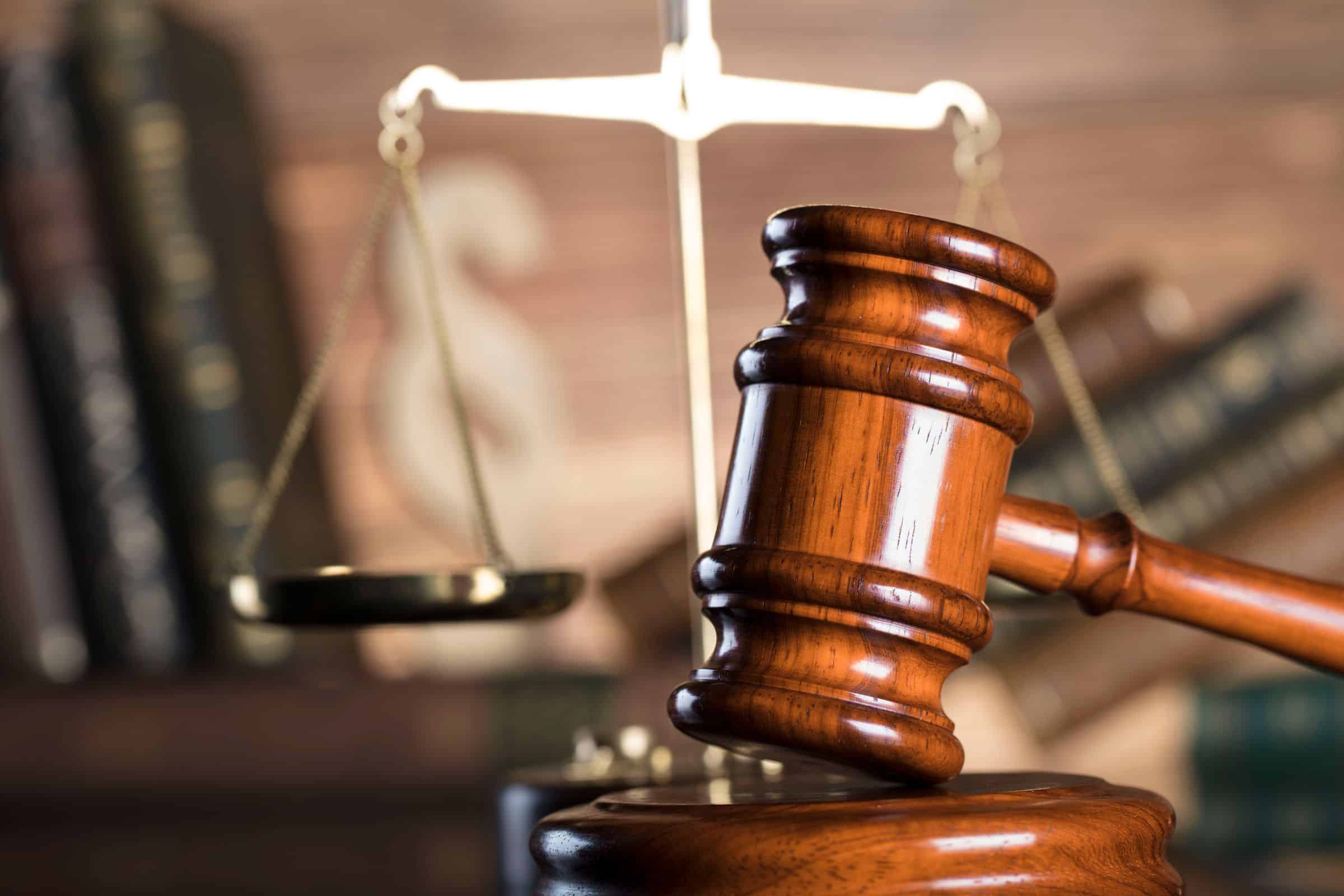 Read more about the article Ways to Comfort a Loved One Facing Legal Trouble