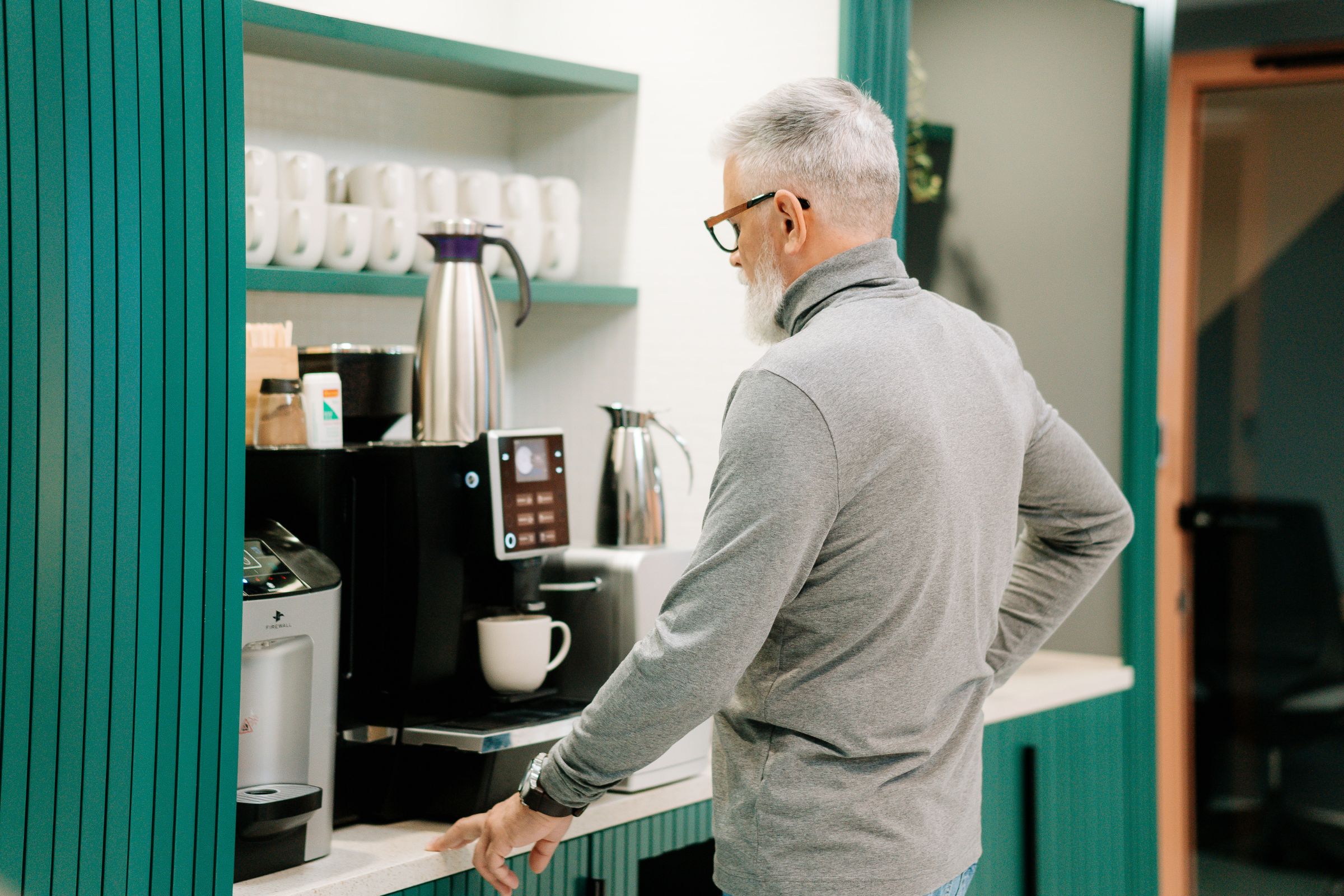 Read more about the article Mistakes to Avoid When Setting Up an Employee Break Room