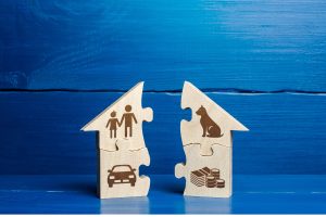 Read more about the article Dividing the Puzzle: Splitting Assets and Responsibilities in a Divorce