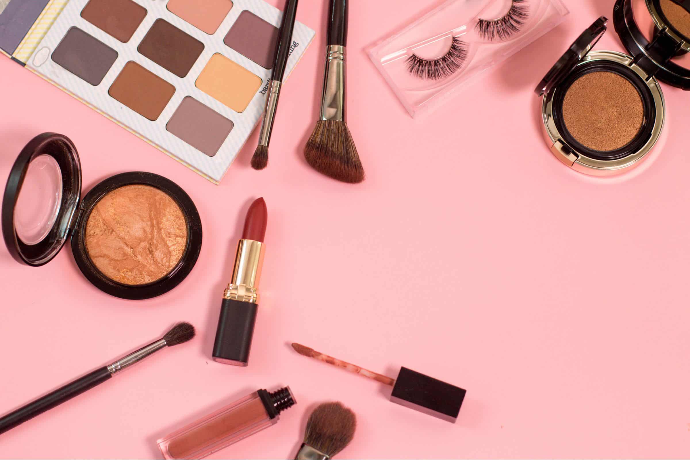 Read more about the article 9 Hidden Beauty Product Health Risks You Might Experience