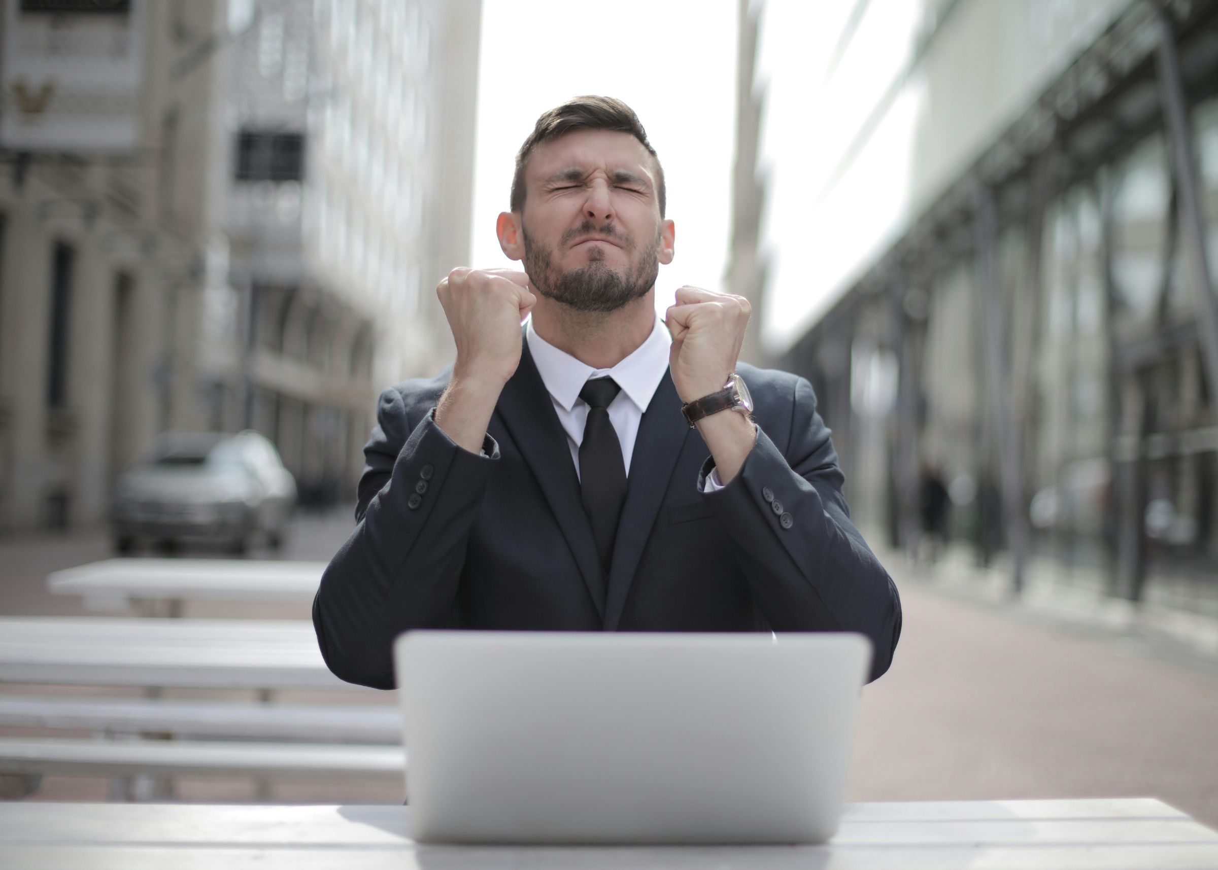 Read more about the article Is Your Career In Shambles? Let’s Start Fixing It