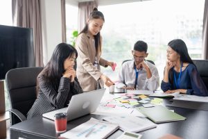 Read more about the article The Hidden Ways Workplace Training Shapes Your Career Path