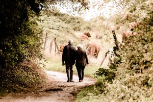 Read more about the article The Hidden Benefits Of Senior Living Communities For Elderly Parents